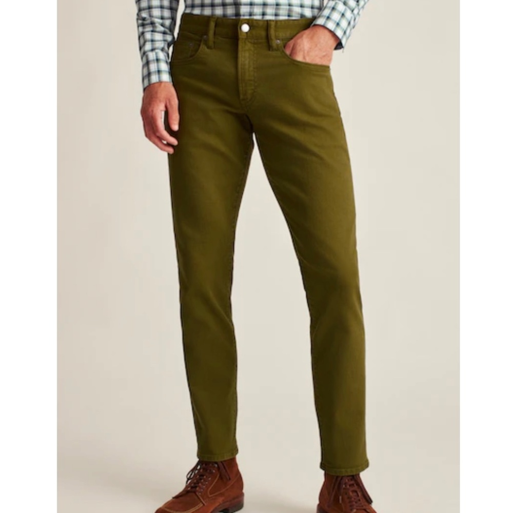 Like NEW w/o tags Bonobos Men's Slim tailored fit jeans in Olive Green